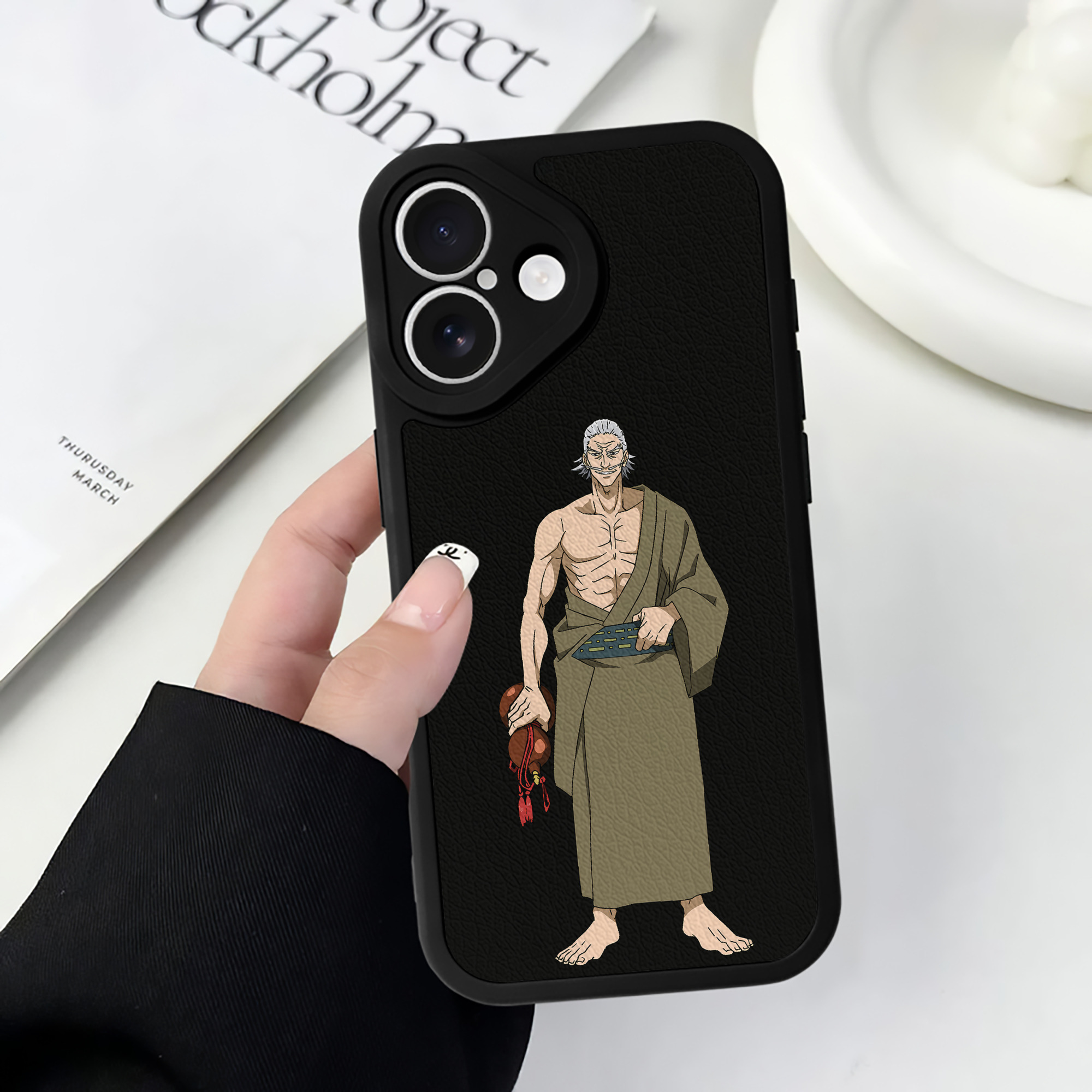 （画像用） 呪術廻戦 Jujutsu Kaisen 【iPhone 16シリーズ対応】シリコンスマホケース（レザー調） 材質：シリコン
